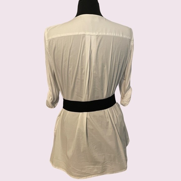 BCBG Max Azria White Cotton Wrap Shirt with black elastic belt SZ M EUC - Picture 2 of 5